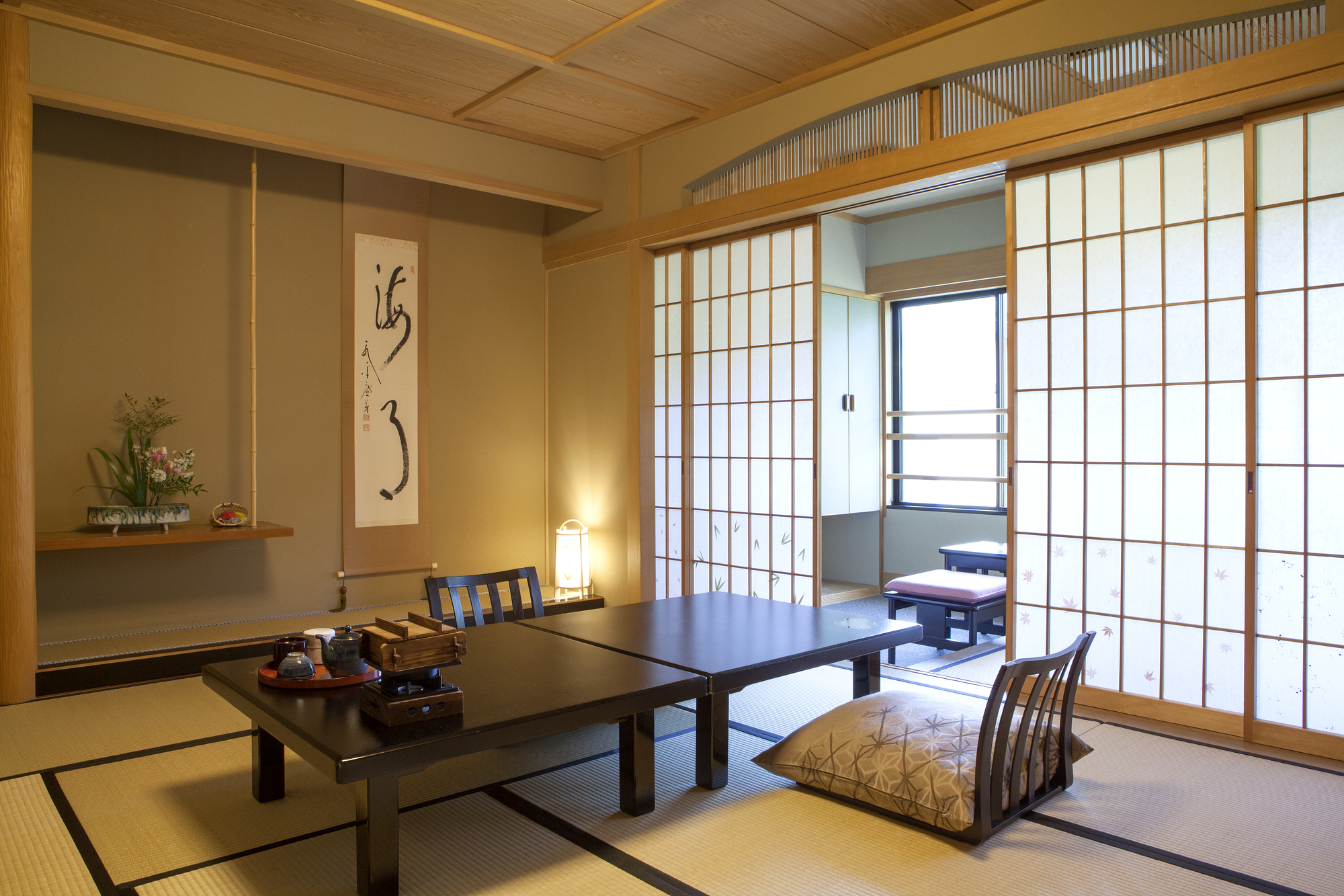 Japanese Home Decor-Noren,Japanese prints,Fountains,Lanterns